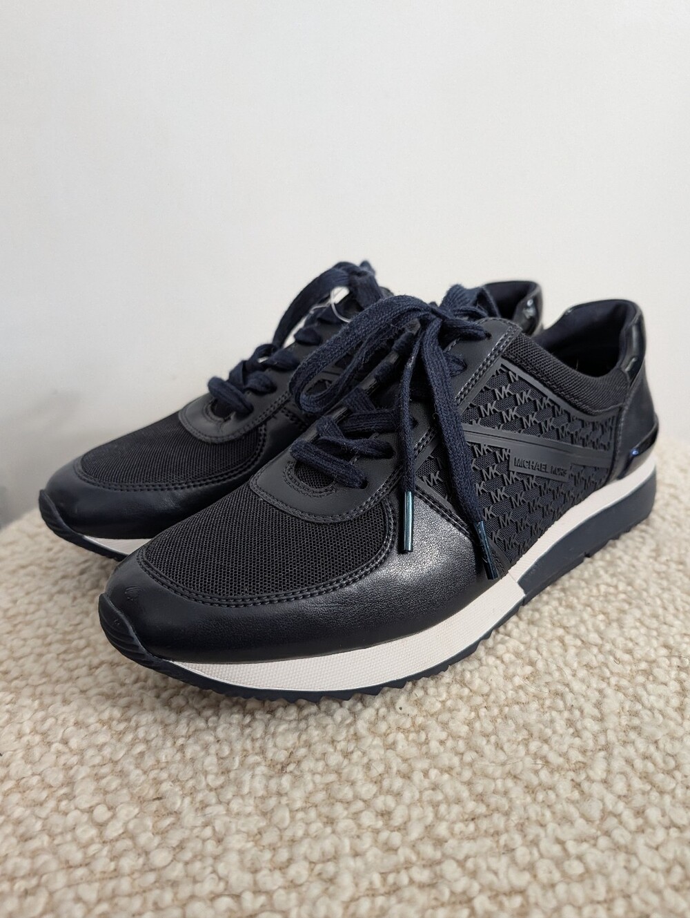 Michael Kors Allie Navy Blue Trainer Sneakers Size 8.5M